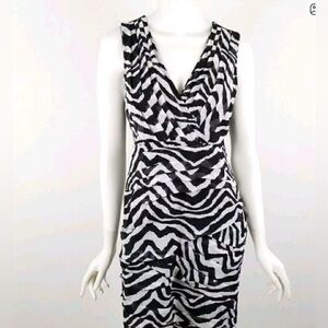 Boston Proper Zebra Pleated Sheath Size 10 NWT